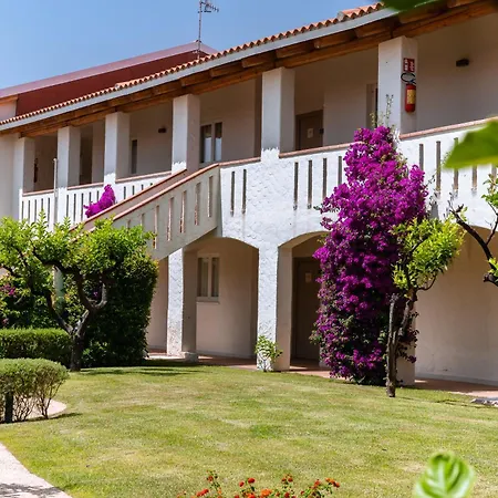 Club Esse Cala Bitta Hotel Baja Sardinia Exterior photo